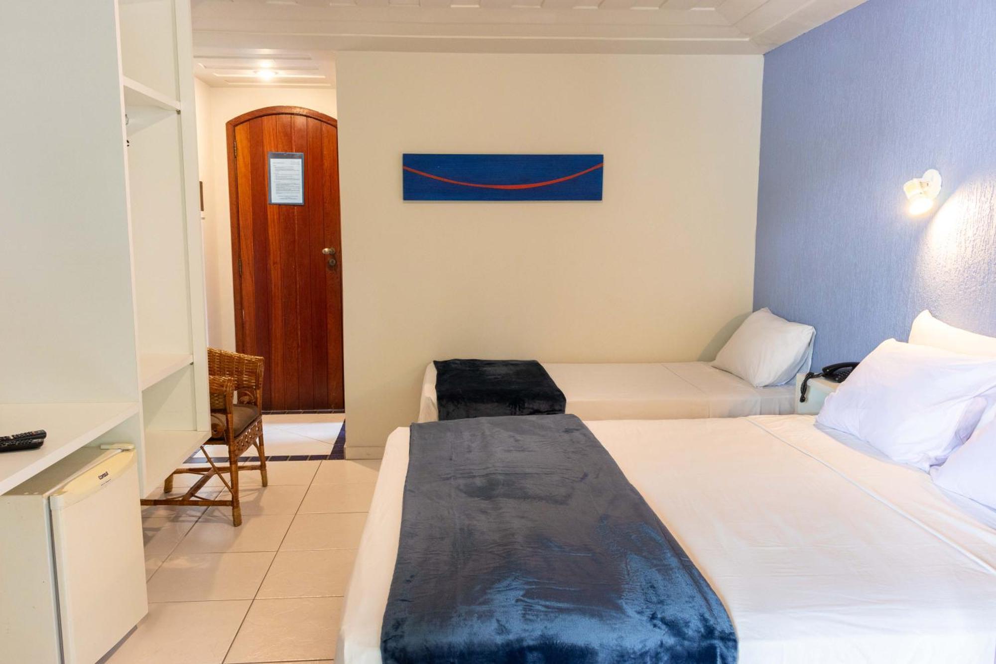 Boulevard Inn 3*